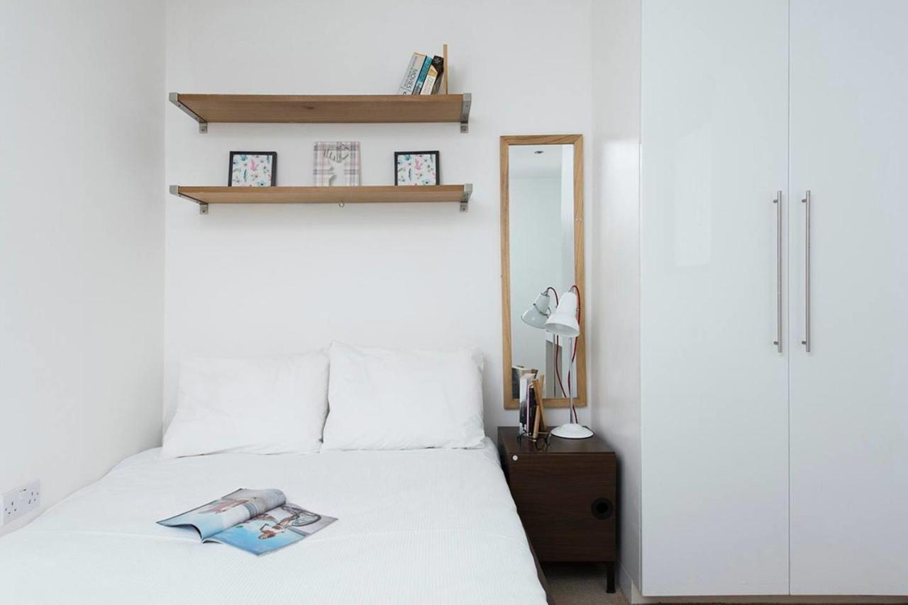 Stylish 2 Bedroom Flat With Balcony In Londres Exterior foto